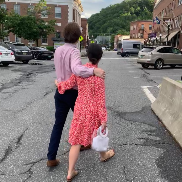 Meet your Posher, Natasha - Picture 1 of 1